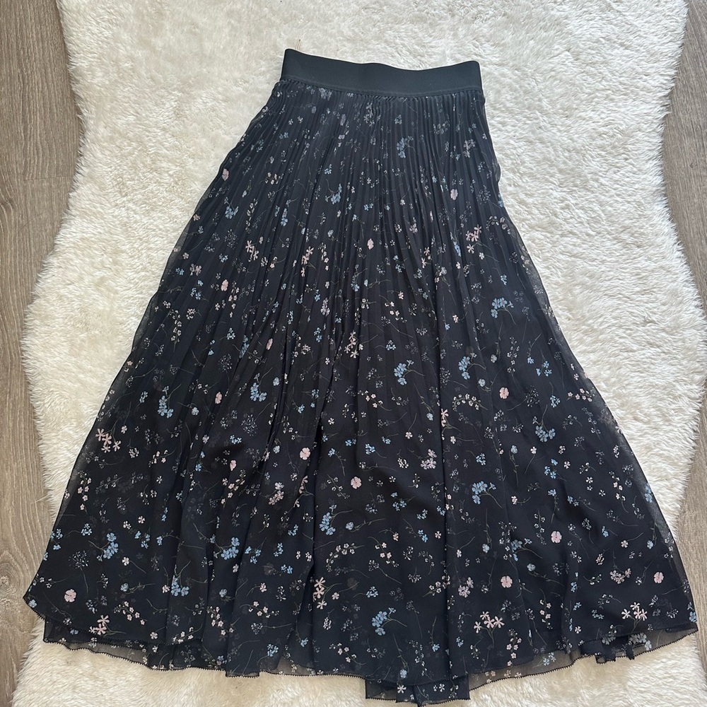 Aritzia Wilfred Black Maxi Skirt with Pink & Light Blue Floral Print